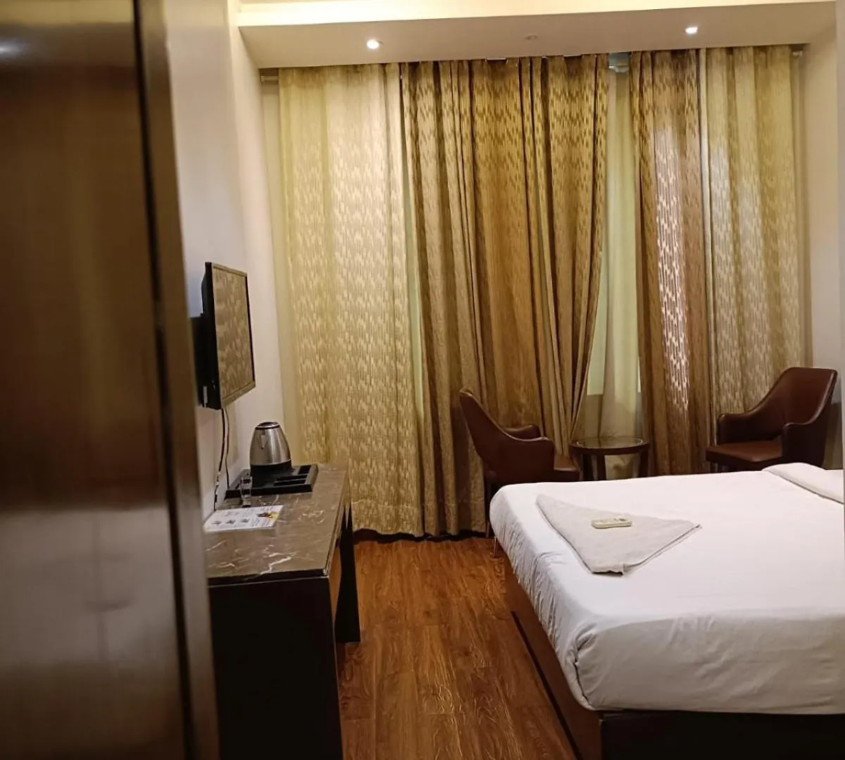 Hotel Parklane
