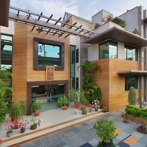 Sona South City India