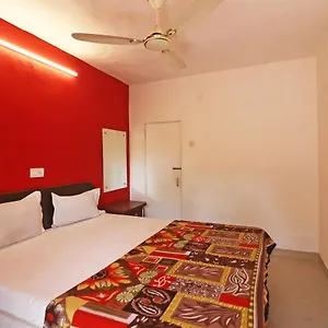 Hotel Spot On 48690 Host